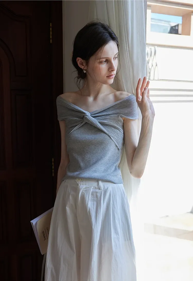 Twist Front Ribbed Knit Sleeveless Top