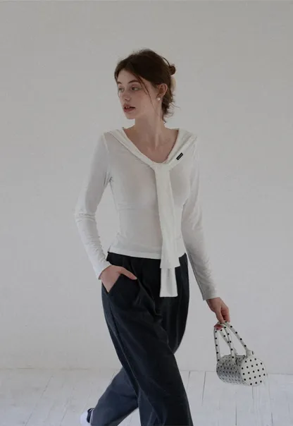 Wide-Leg Pleated Pants