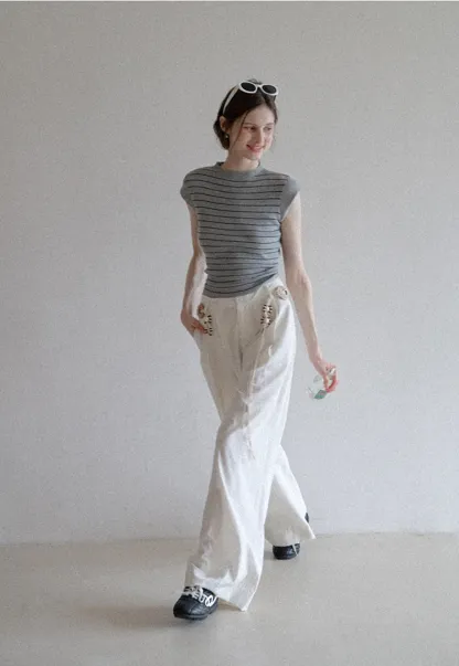 Women’s Ruched Ring Cutout Knit Top