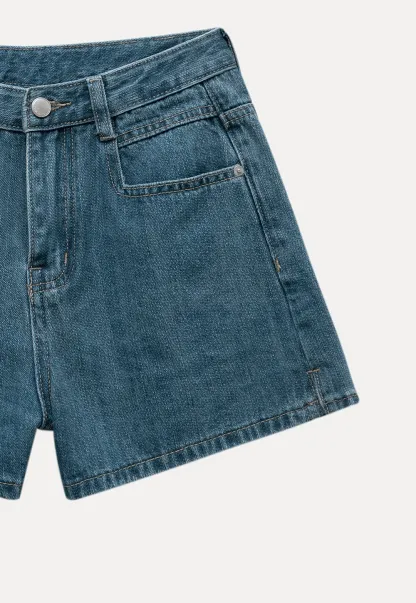 Women's Split Hem Denim Shorts with Pocket Design