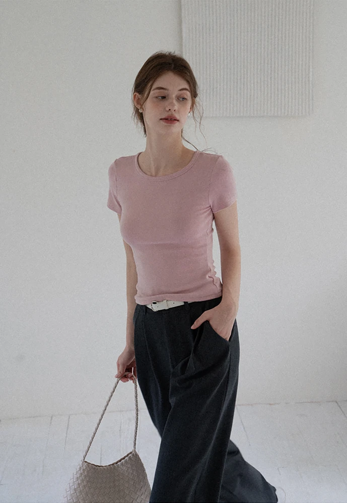 Wide-Leg Pleated Pants