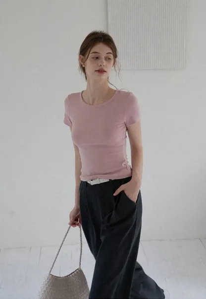 Wide-Leg Pleated Pants