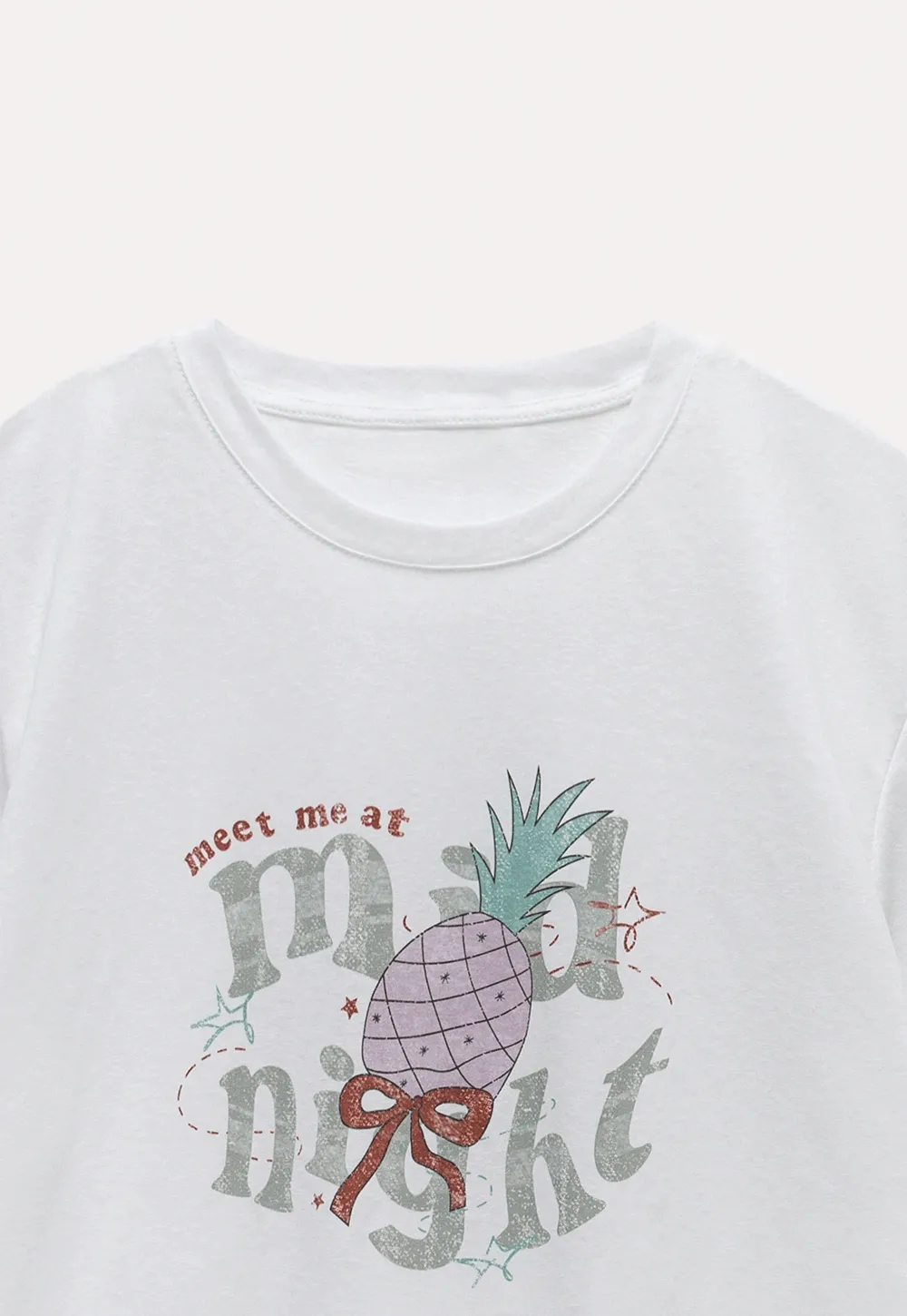 Women's Pineapple Letter Graphic T-Shirt
