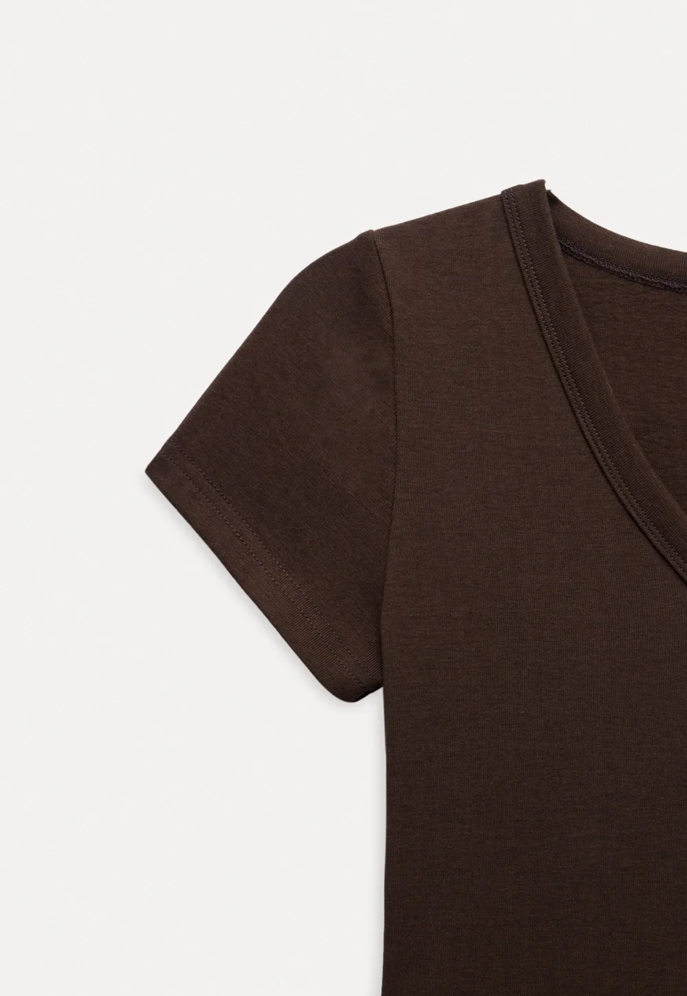 Women's Slim Fit V-Neck Short Sleeve T-Shirt