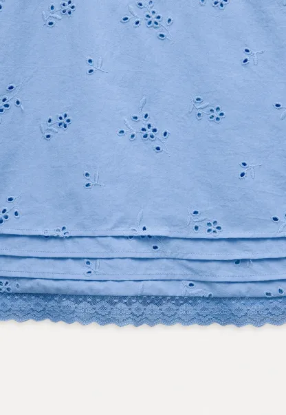 Women’s Eyelet Embroidered Tank Top 