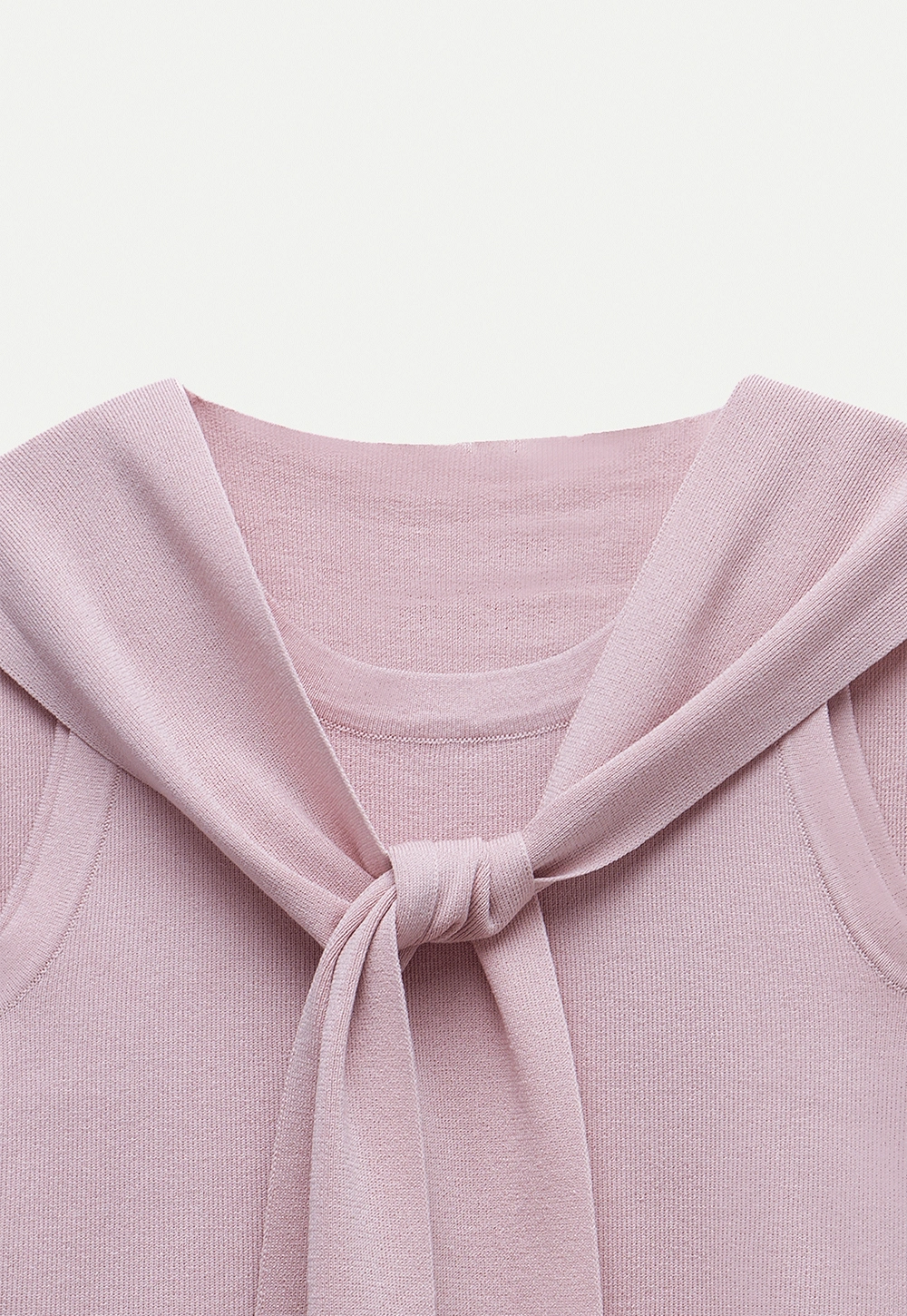 Women’s Sleeveless Knit Top