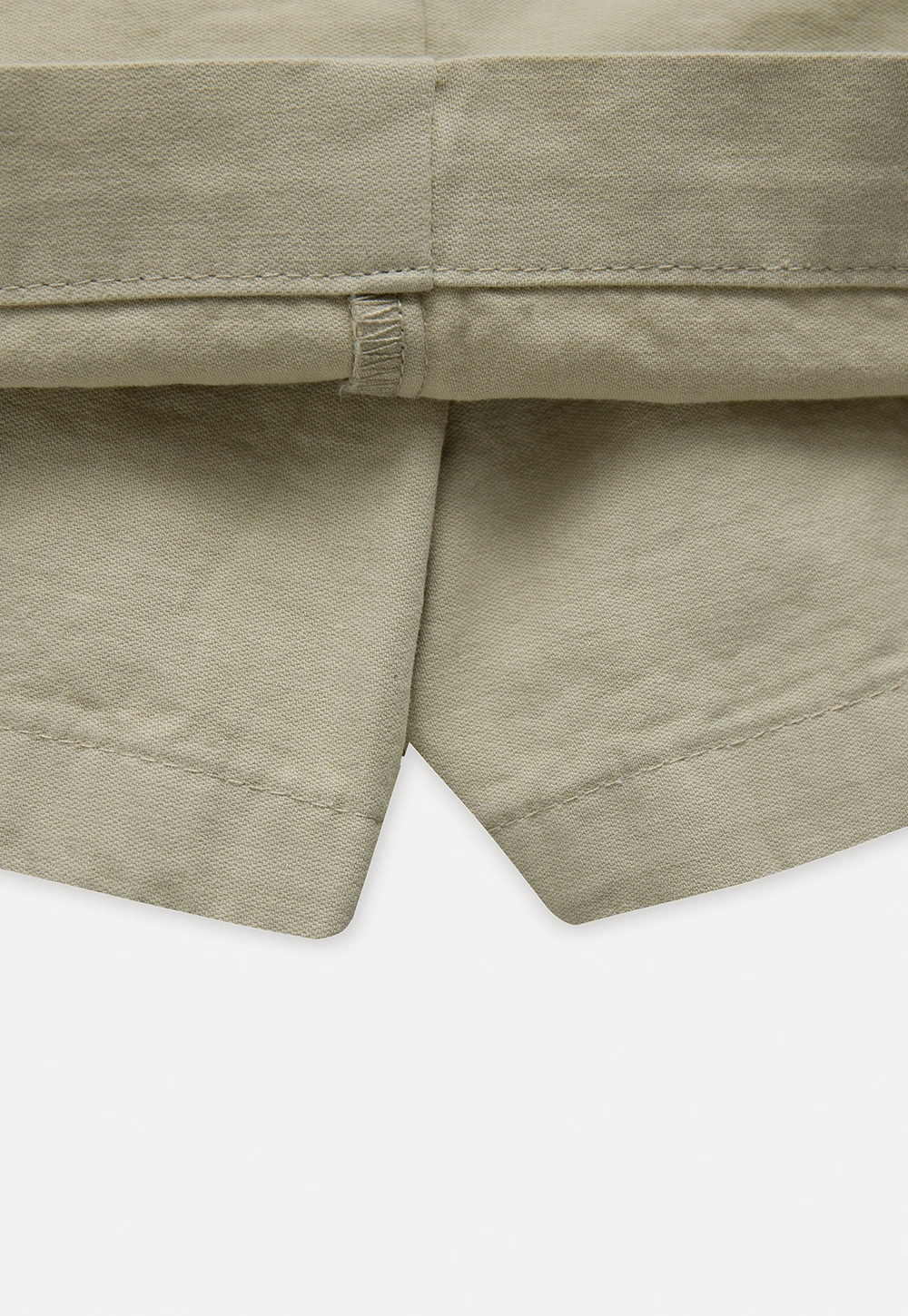 Women’s Cargo Mini Skirt with Flap Pockets