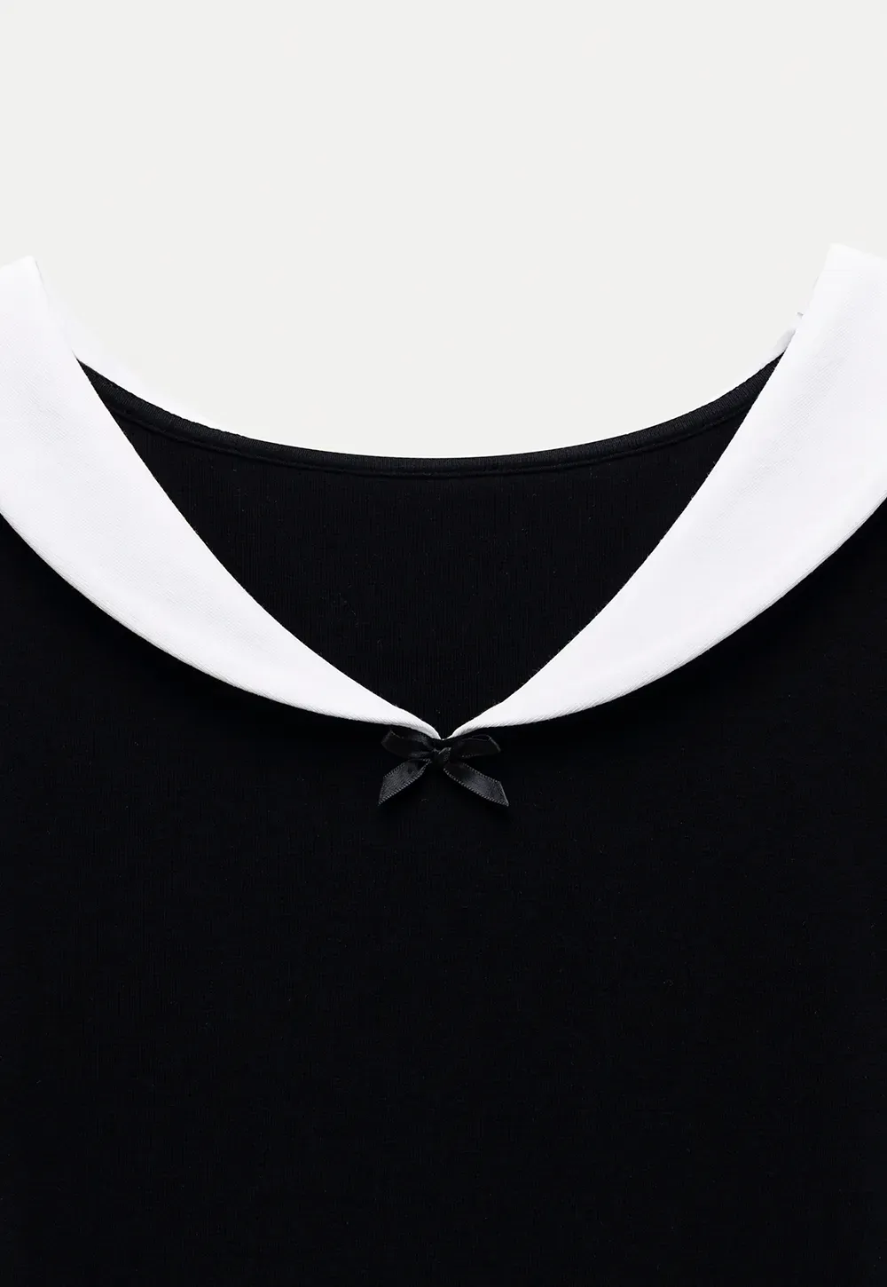 Contrast Collar Puff Sleeve Mini Dress