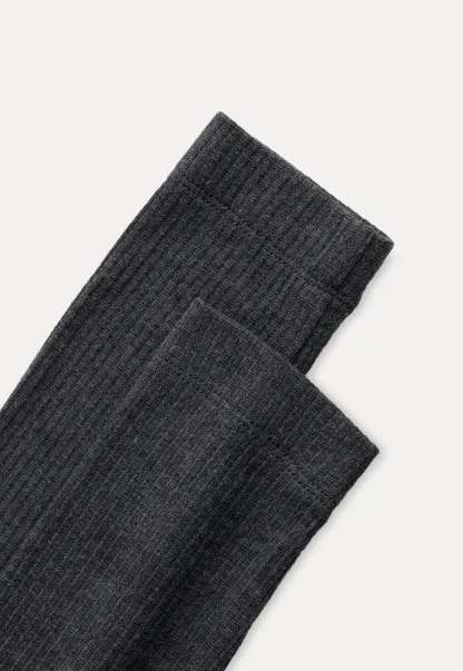 Women Soft Knit Turtleneck Slim Fit Shirt