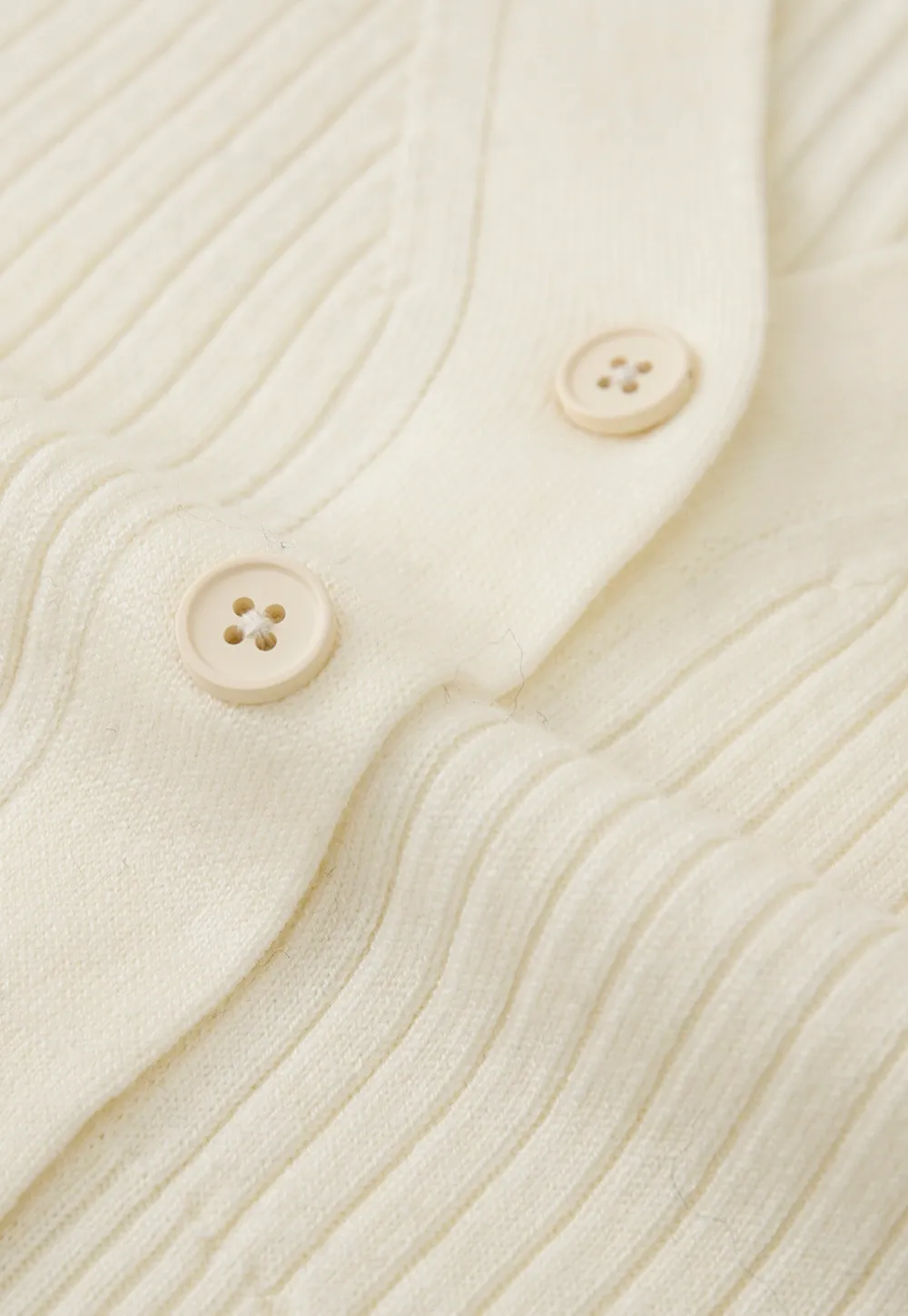 Women’s Ribbed V-Neck Cardigan with Button Detail
