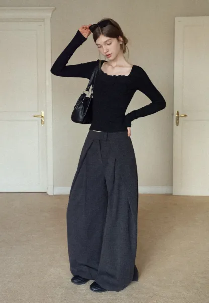 Women Square Neck Long Sleeve Tee