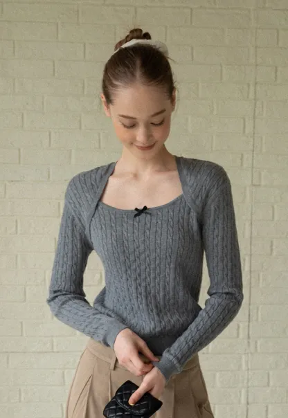 Soft Long Sleeve Cable Knit Top for Casual Wear