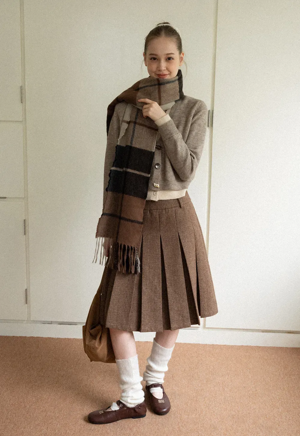 Contrast Trim Button-Up Knit Cardigan