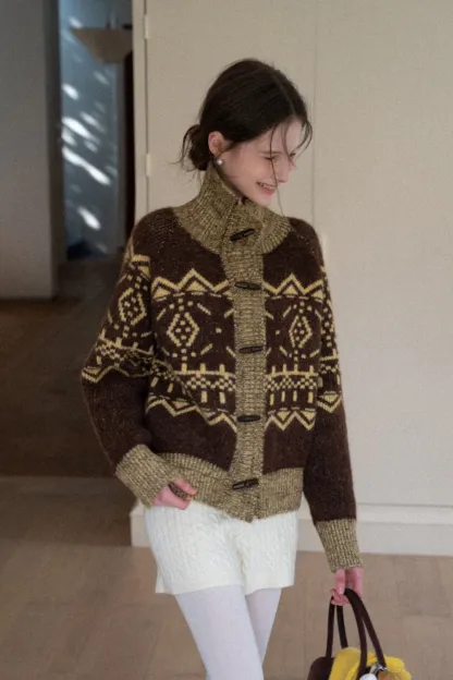 Vintage-Inspired Fair Isle Turtleneck Knit Sweater
