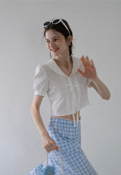 Women's Lace Collar Bow-Detail Blouse