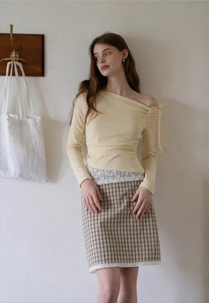 Women's Plaid A-Line Skirt with Lace Trim