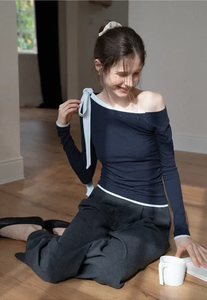 Wide-Leg Pleated Pants