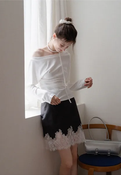 Scalloped Lace-Trim Mini Skirt