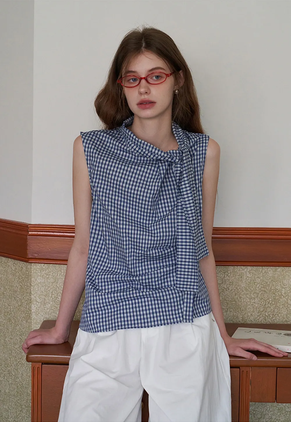 Elegant Tie Neck Sleeveless Top for Women