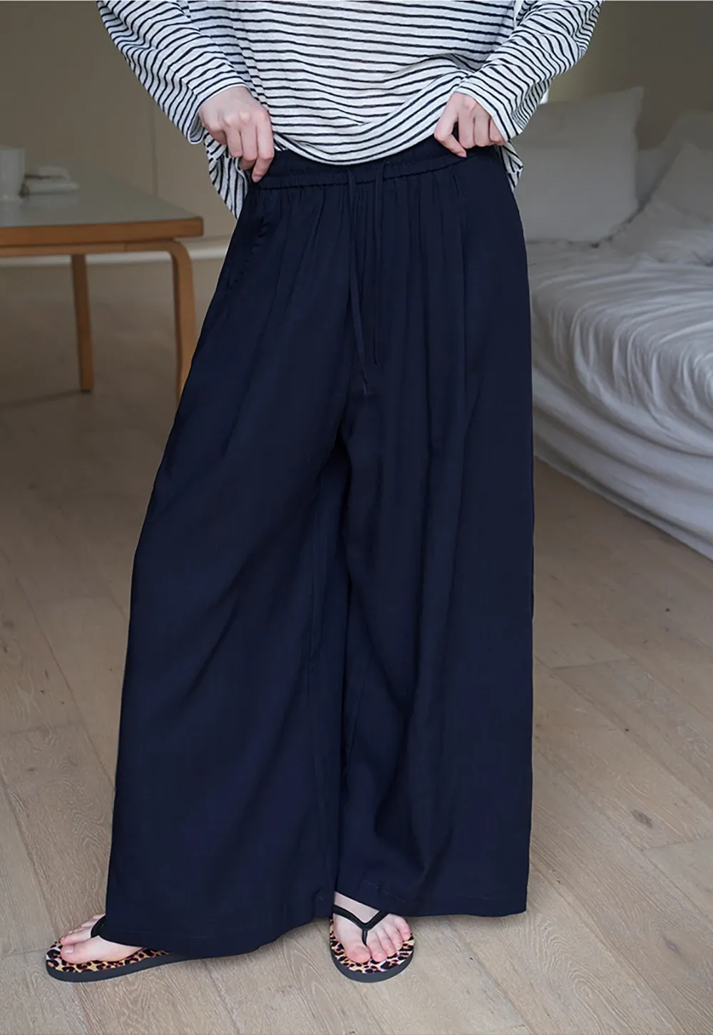 Wide Leg Drawstring Pants