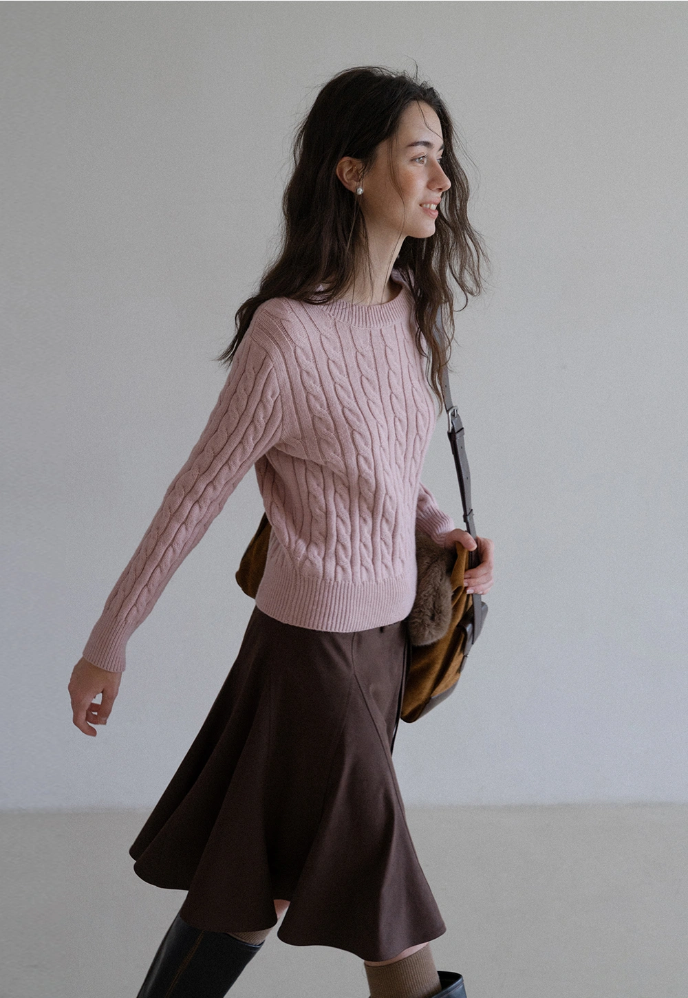 Womens Classic Cable Knit Sweater