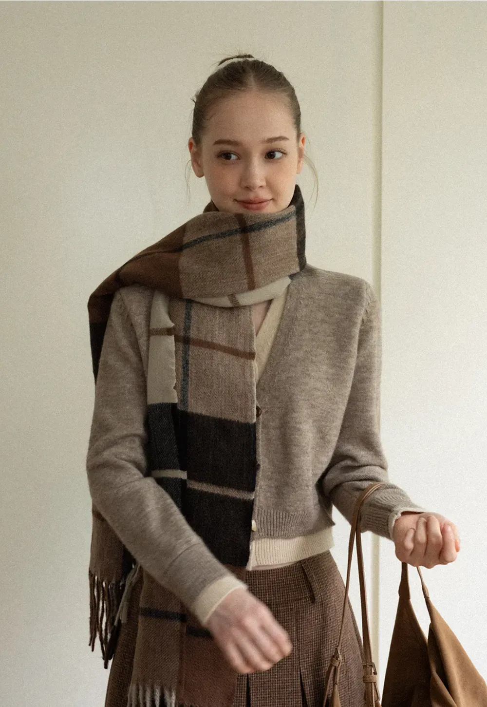 Contrast Trim Button-Up Knit Cardigan