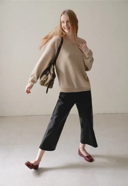 Pleated Wide Leg Leatherette Casual Pants