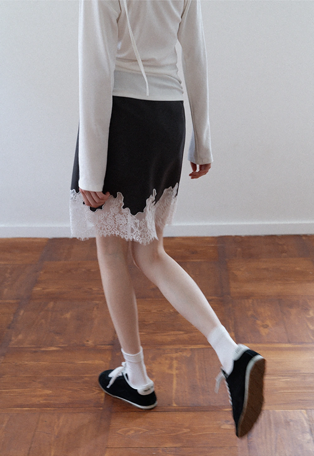 Scalloped Lace-Trim Mini Skirt