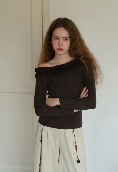 Wide-Leg Pants with Beaded Tassel Detail