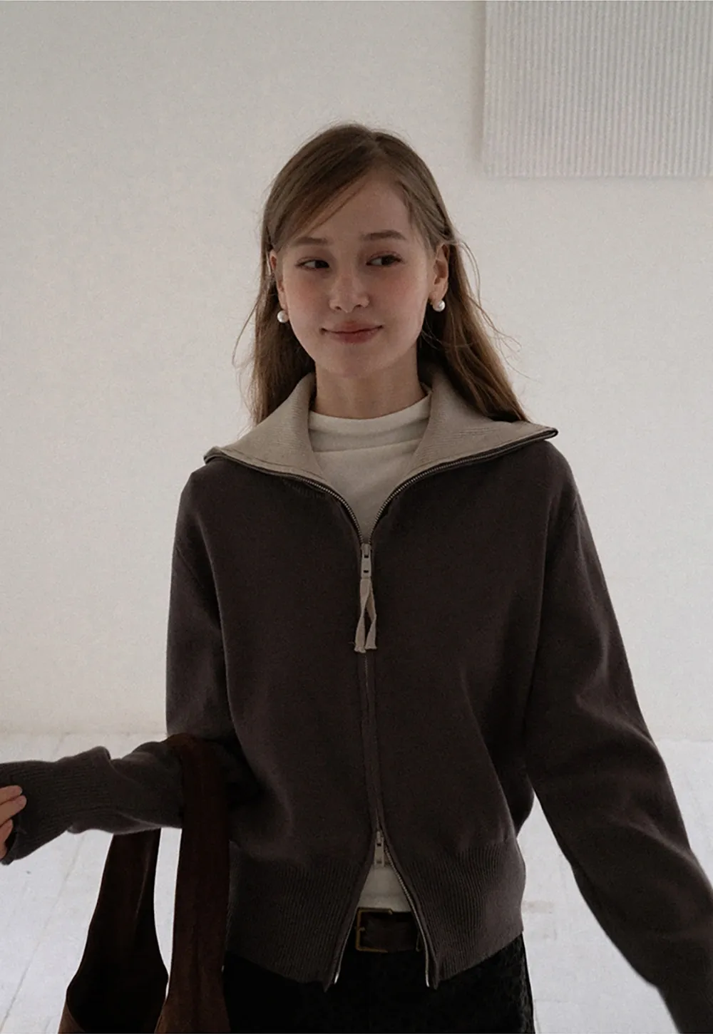 Women’s Zip-Up Knit Cardigan with High Collar