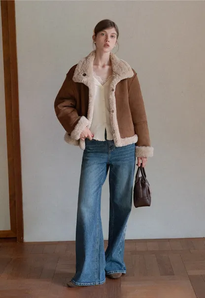 Lace Trim Ribbed Knit Top