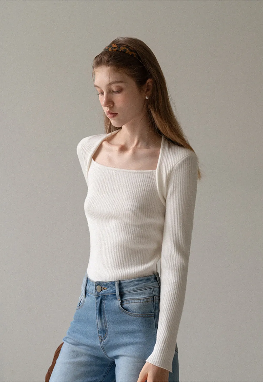 Women Square Neck Ribbed Knit Shrug Top