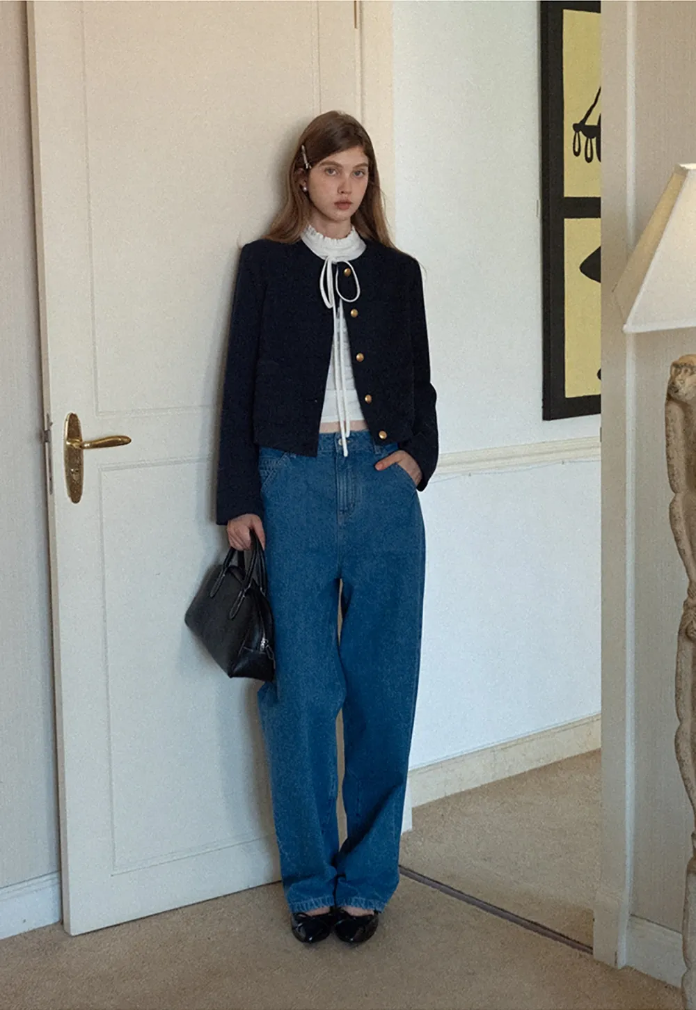 Elegant Jacket with Button and Pocket Detail