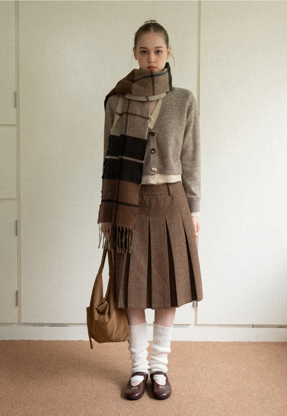 Contrast Trim Button-Up Knit Cardigan