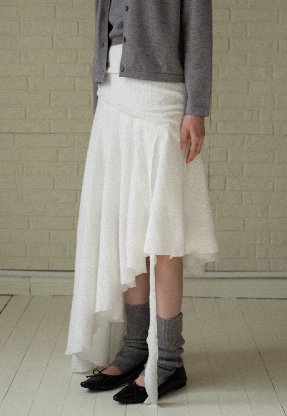 Elegant White Flared Skirt