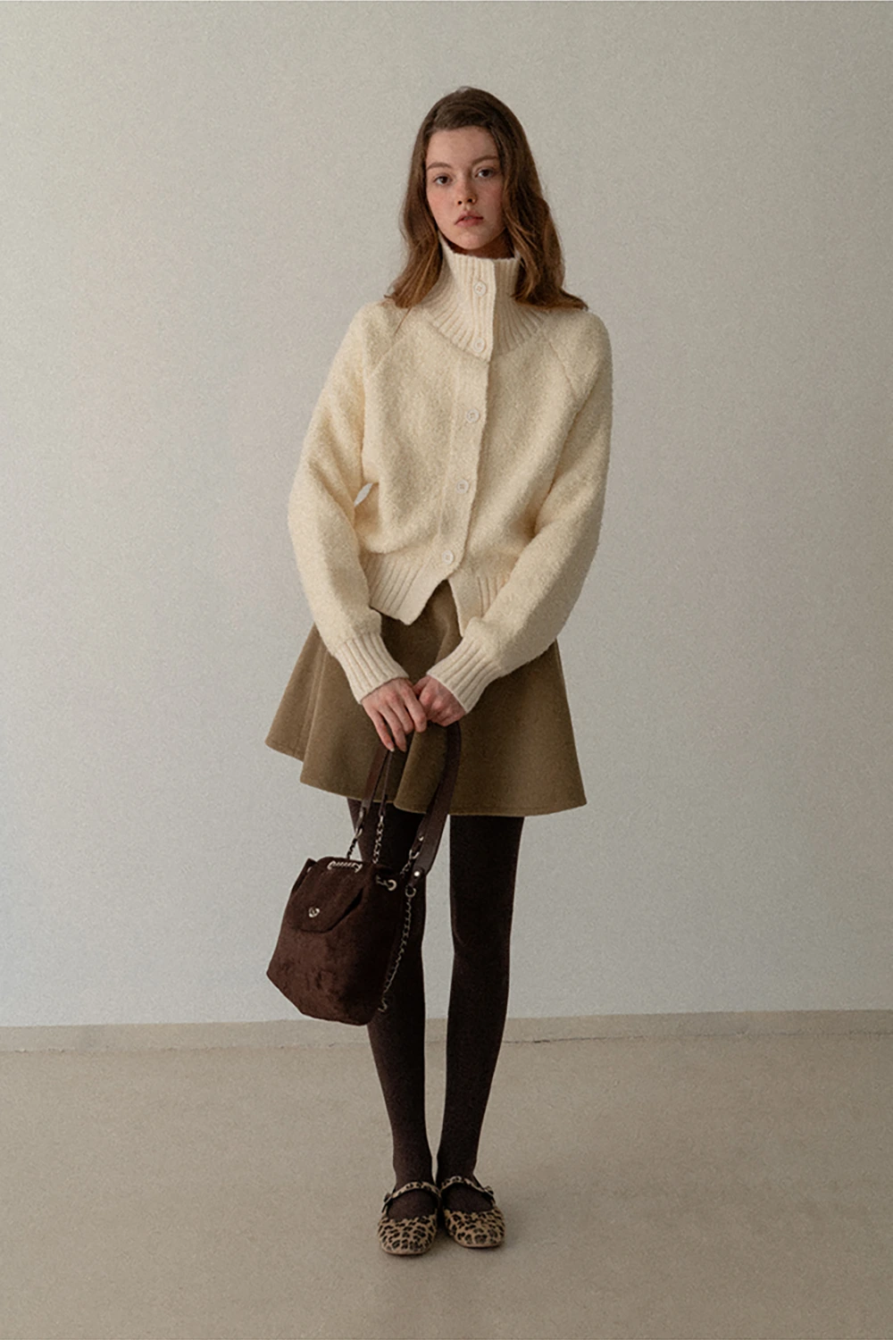 Single-Breasted High Neck Raglan Sweater