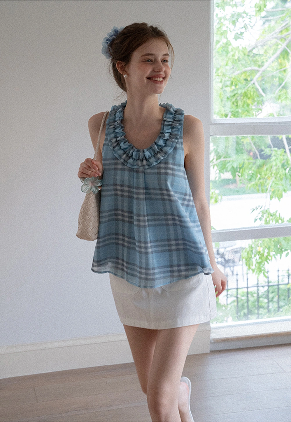 Women’s Ruffle Trim U-Neck Plaid Tank Top