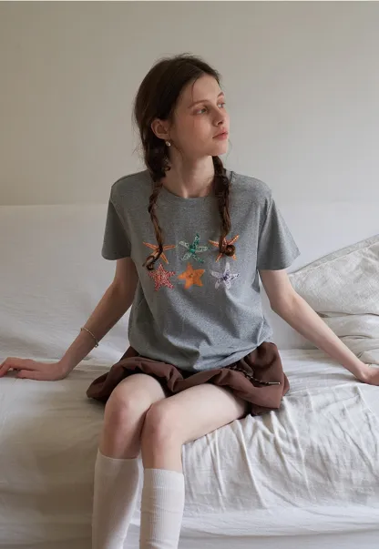Women's Graphic Print Straight Shoulder T-Shirt