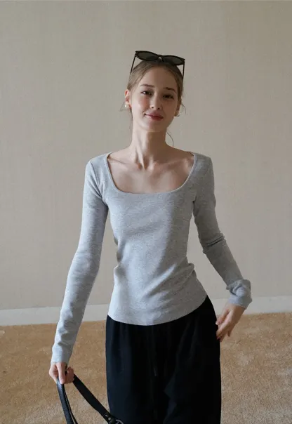 Womens Square Neck Long Sleeve Knit Top