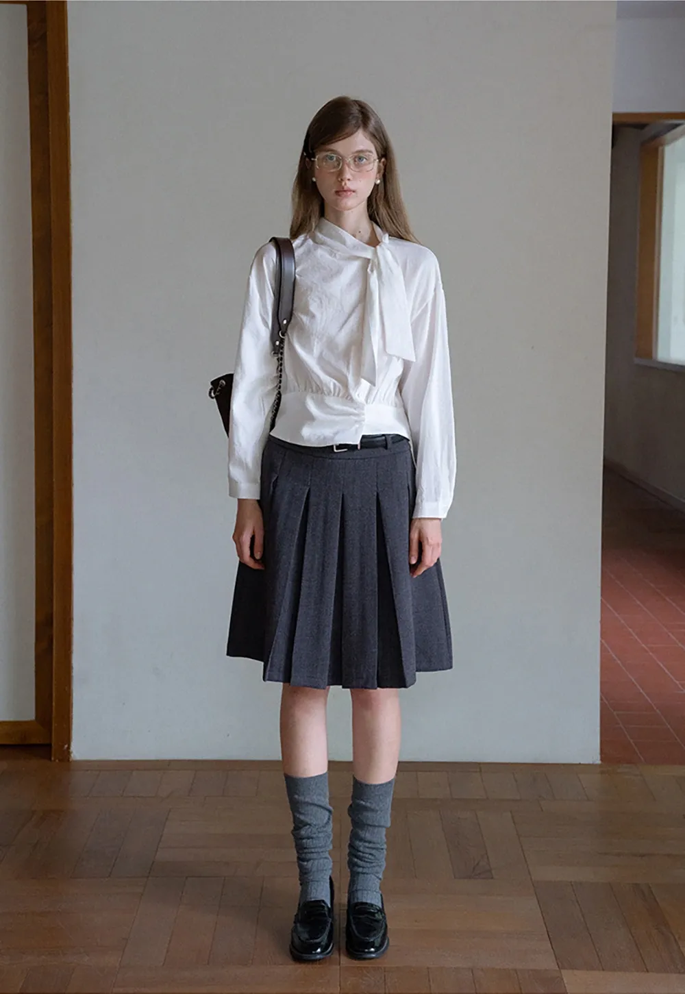 Women’s Tie Neck Long Sleeve Blouse