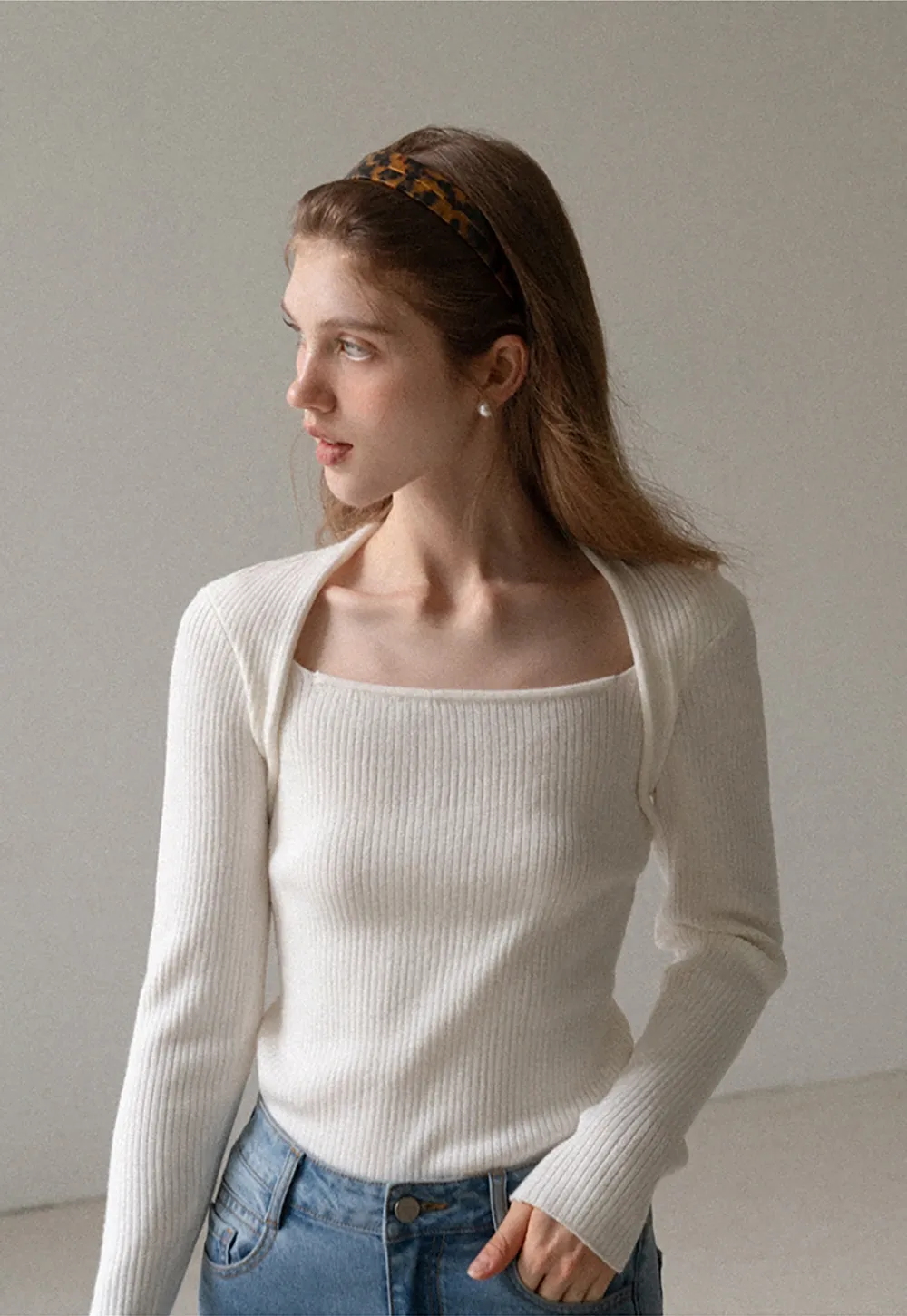 Women Square Neck Ribbed Knit Shrug Top