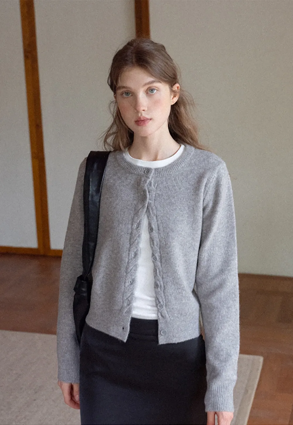 Chic Knit Cardigan with Cable Detail and Buttons