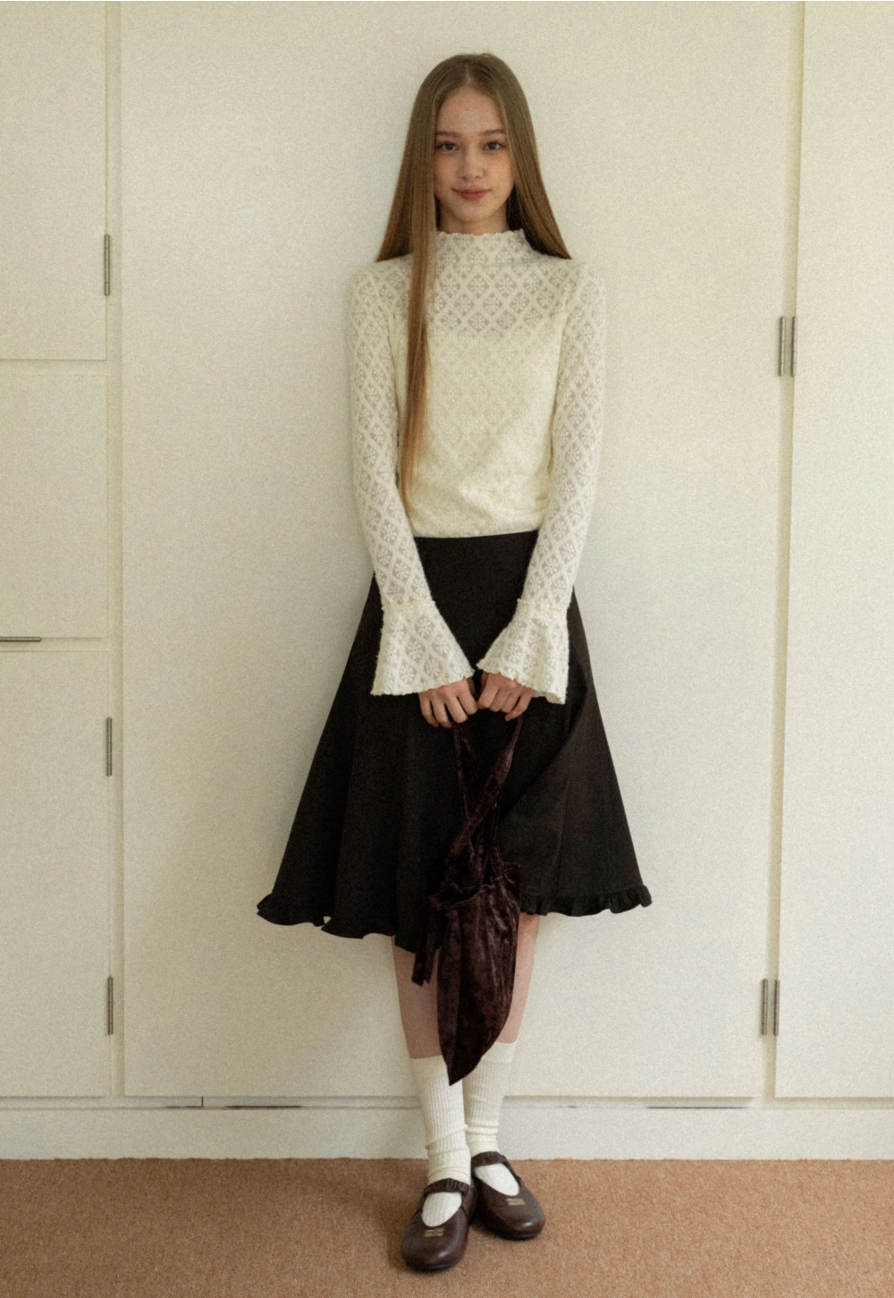 Elegant White Floral Lace Knit Long Sleeve Blouse