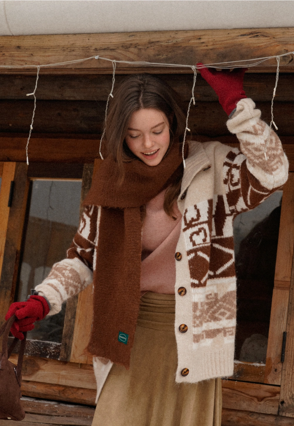 Vintage-Inspired Knit Cardigan with Geometric Design