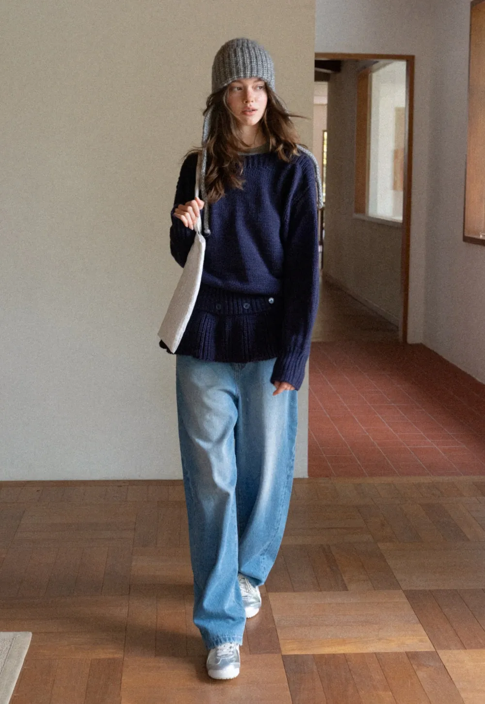 Trendy Women Sweater with Loose Detachable Hem