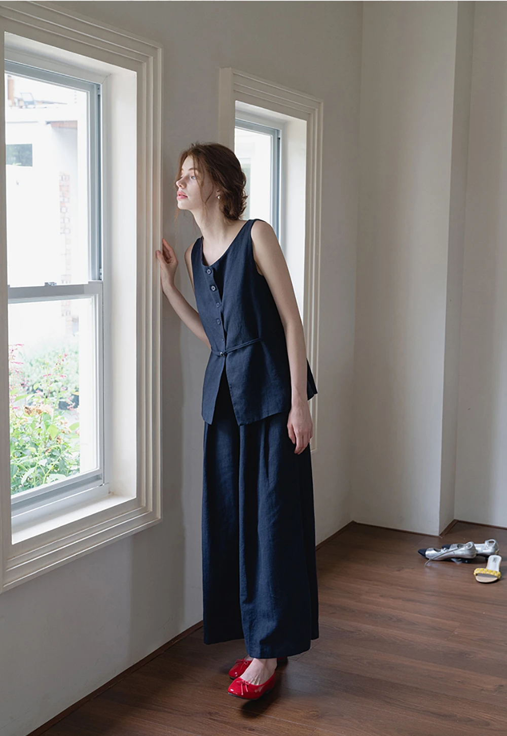 Women’s Button Vest & Wide-Leg Pants Set with Waist Cord