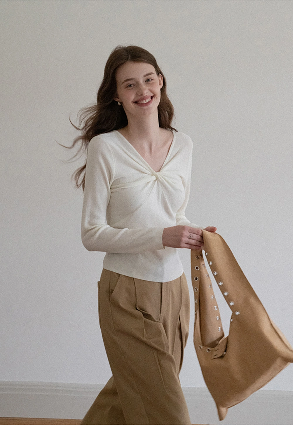 Women V Neck Twist Front Long Sleeve Knit Top