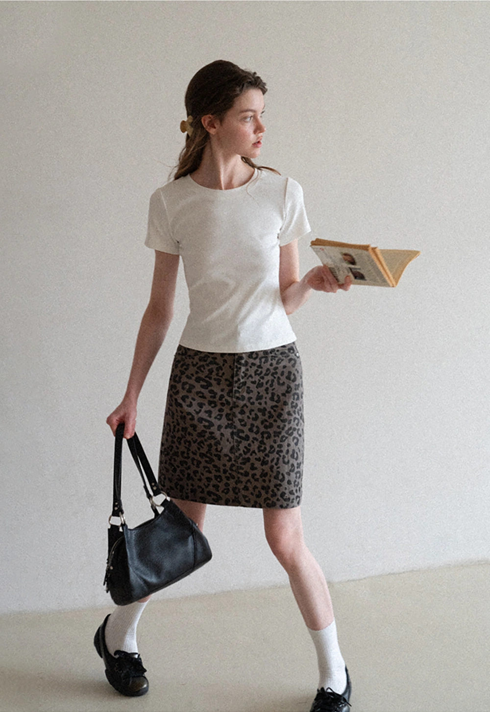 Short sleeve tshirt with lace back detail