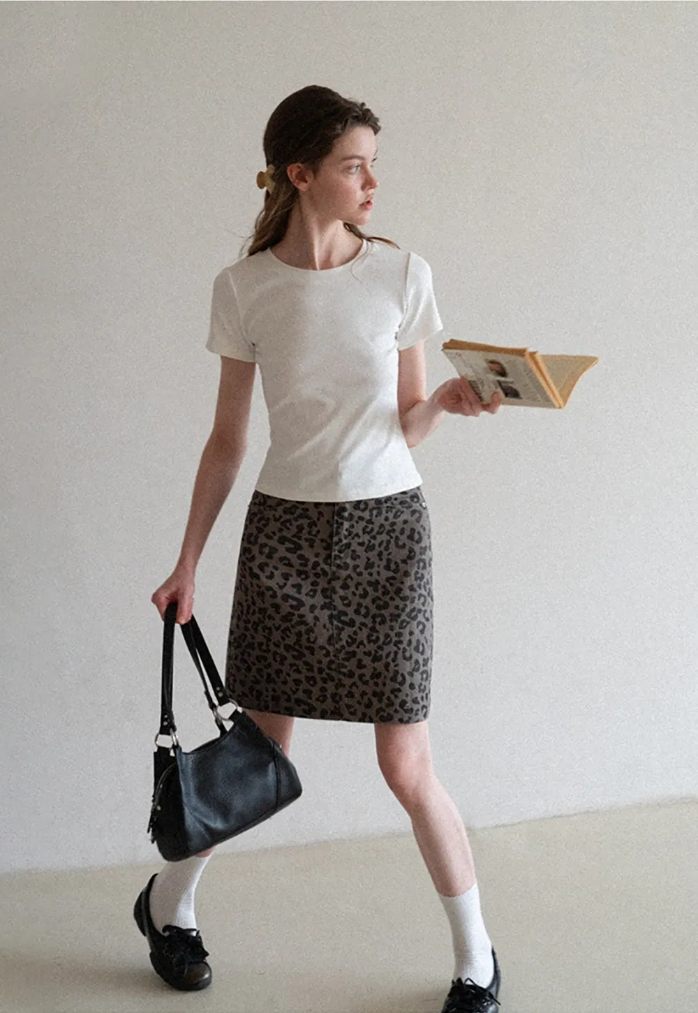 Short sleeve tshirt with lace back detail