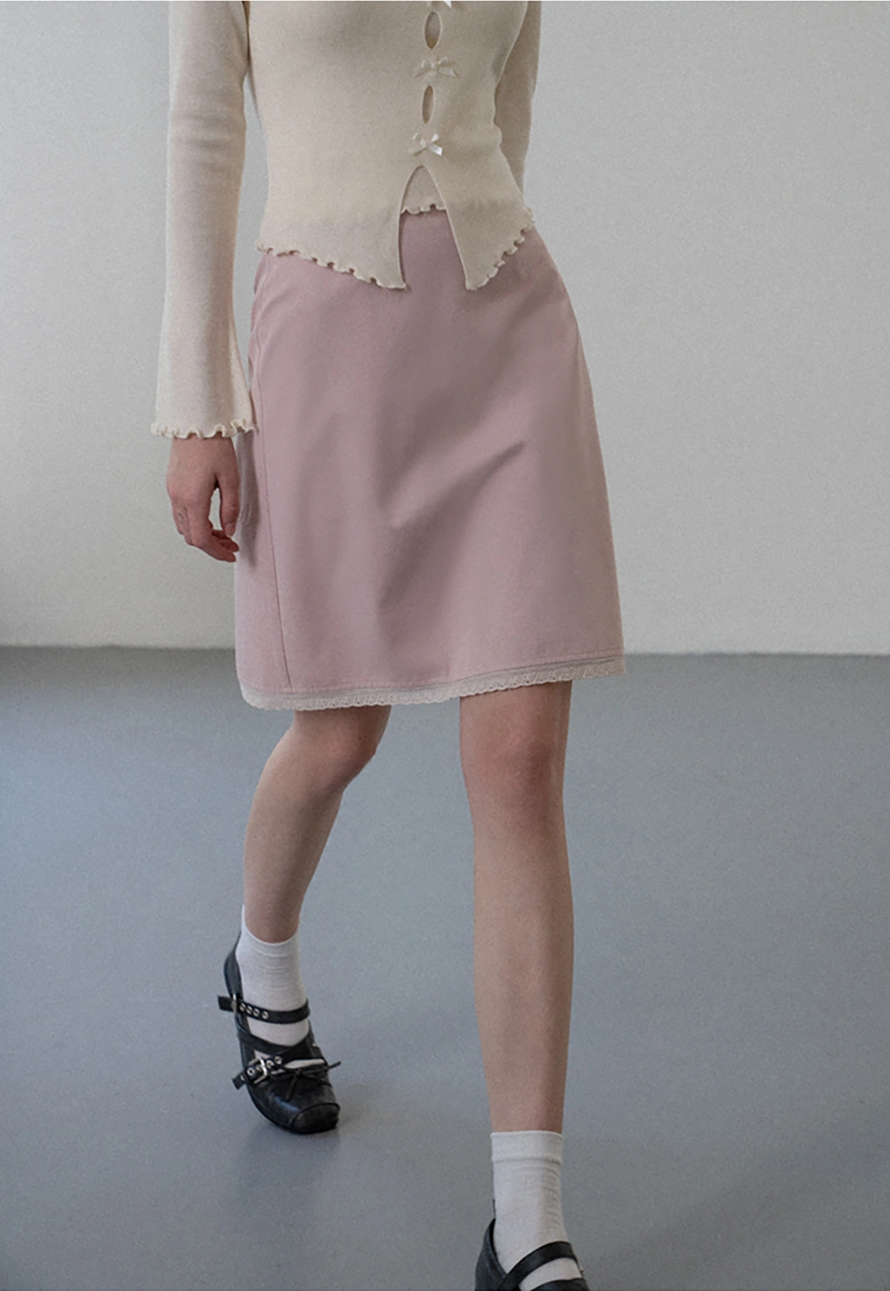 Women's Plaid A-Line Skirt with Lace Trim